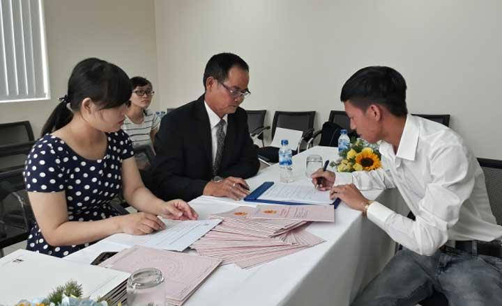 Các bên cần xác định rõ nghĩa vụ nộp thuế và lệ phí. (Nguồn: Sưu tầm)