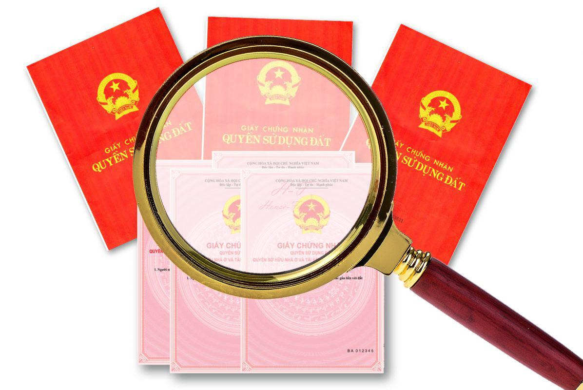 Kiểm tra hồ sơ pháp lý giúp người mua hạn chế rủi ro trước khi thực hiện giao dịch bất động sản. (Nguồn: Sưu tầm)