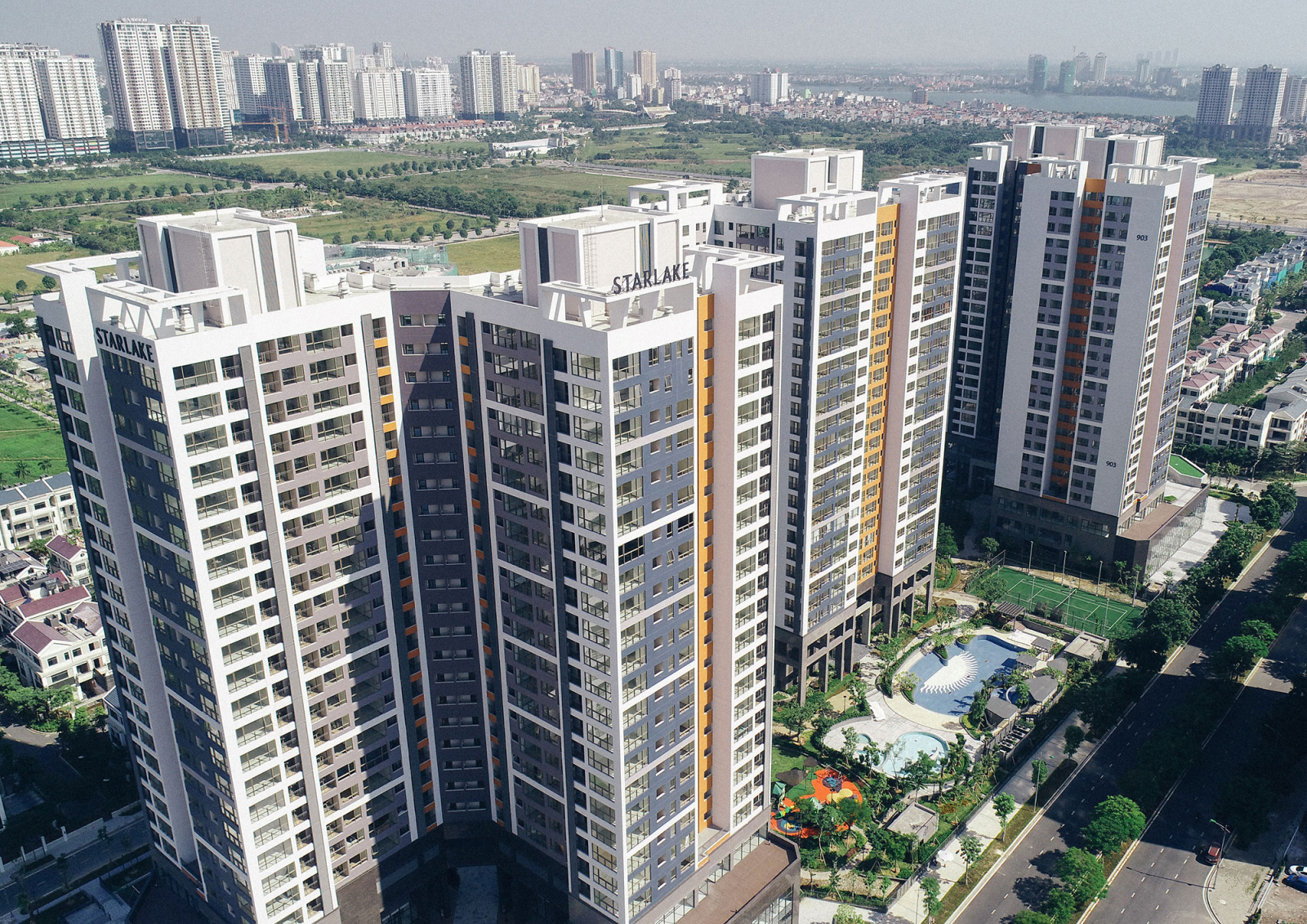 Starlake là một trong những dự án tạo lập mặt bằng giá đáng chú ý tại khu vực Tây Hồ Tây