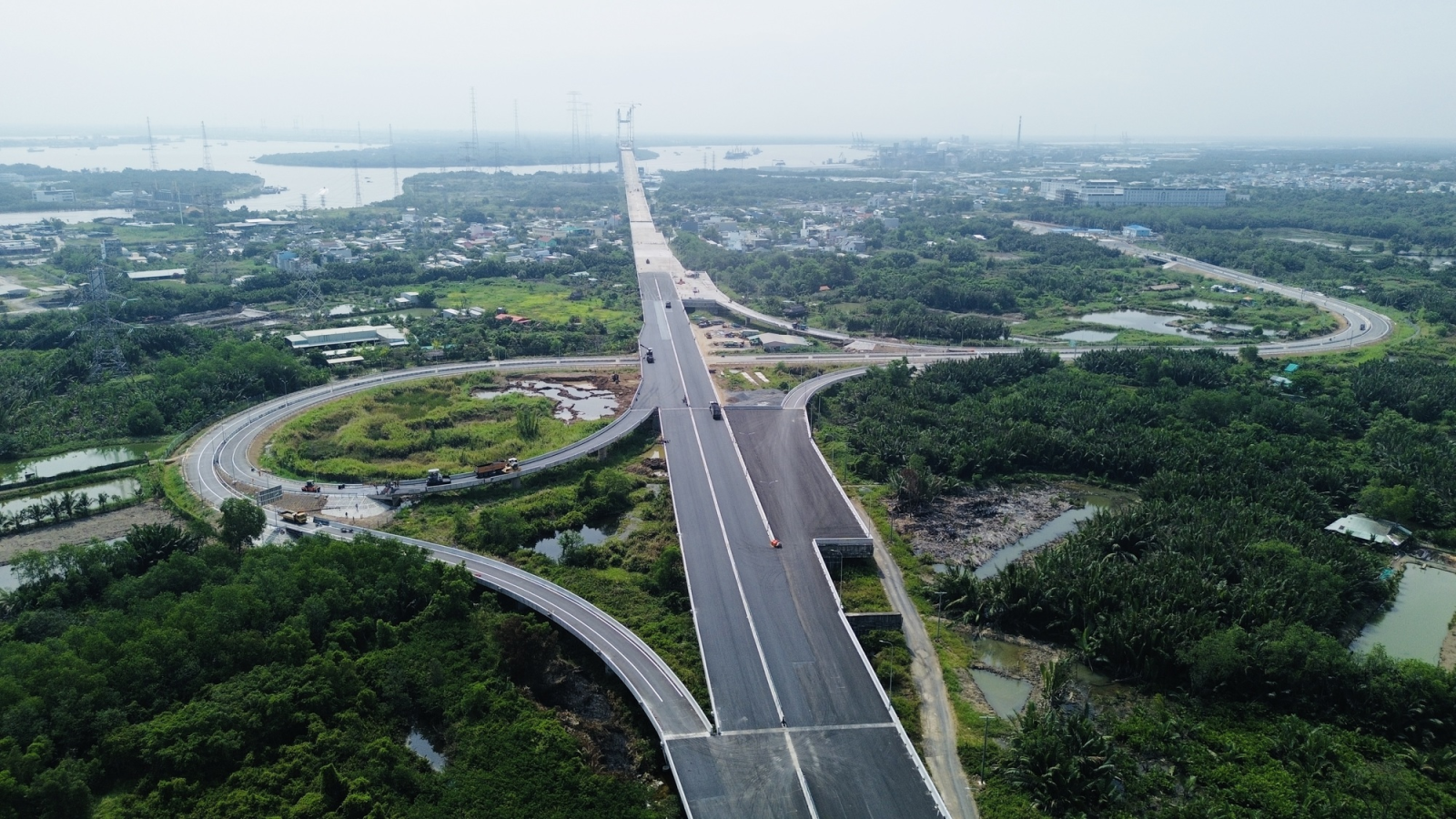 Hạ tầng giao thông liên vùng là một trong những yếu tố hỗ trợ giá trị bất động sản Long Thành