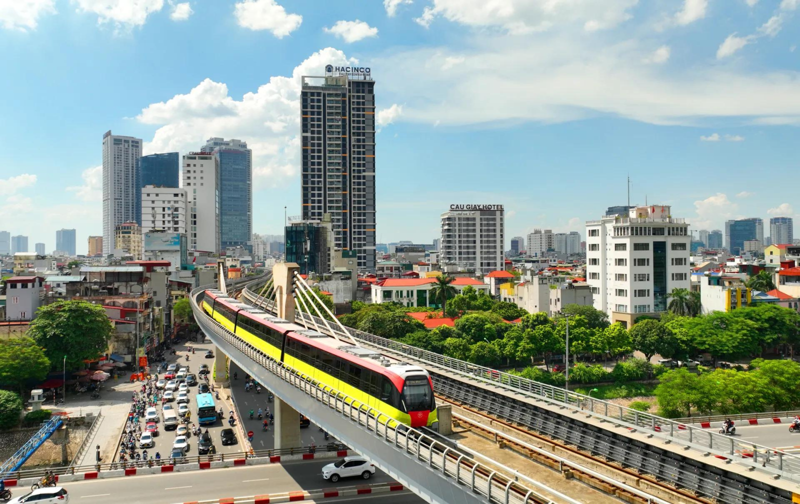 Tuyến Nhổn – Ga Hà Nội đi qua Cầu Giấy, khu vực có mặt bằng giá bất động sản cao