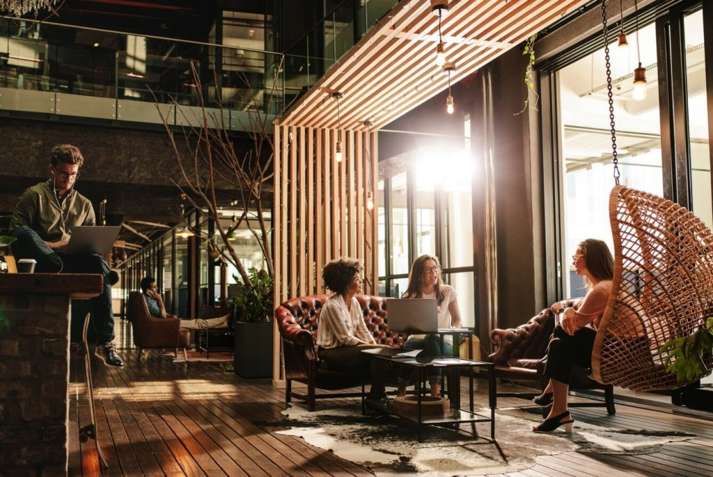 Co-living phù hợp với người trẻ ưu tiên sự linh hoạt và kết nối cộng đồng