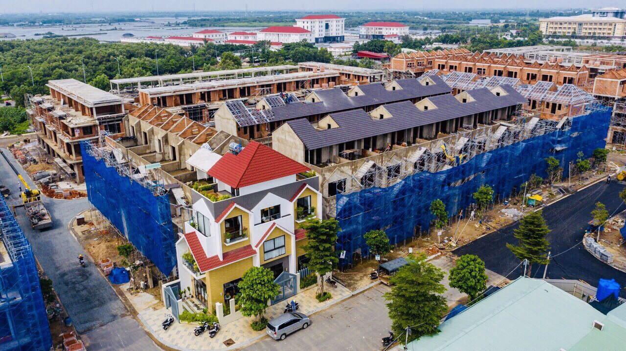 Nhà liền kề được xây dựng trong khu đô thị theo quy hoạch của dự án